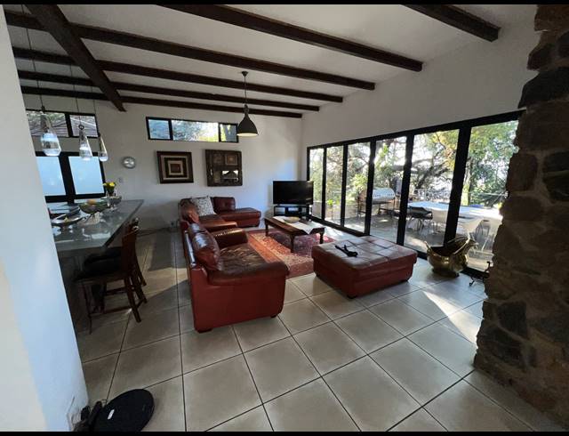 5 BEDROOM HOUSE FOR SALE IN QUELLERINA